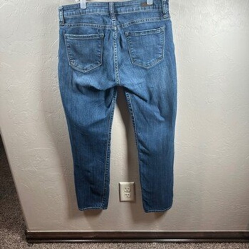 KUT from the Kloth Distressed Medium Wash Cropped Straight Leg Denim Jeans - Picture 3 of 7